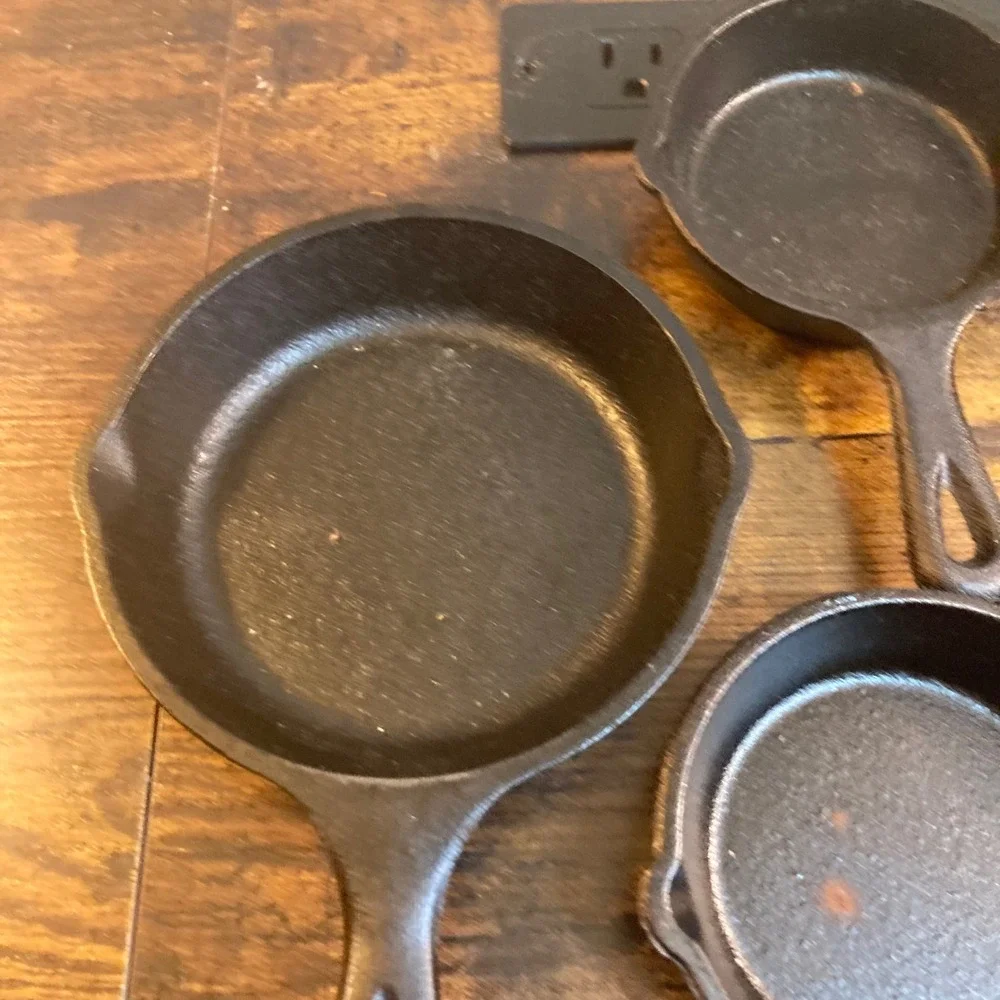 Lodge Cast Iron Mini Skillet 5 Piece Bundle USA LMS H5MS Black Skillets
